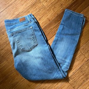 Judy Blue Skinny Fit Distressed Jeans